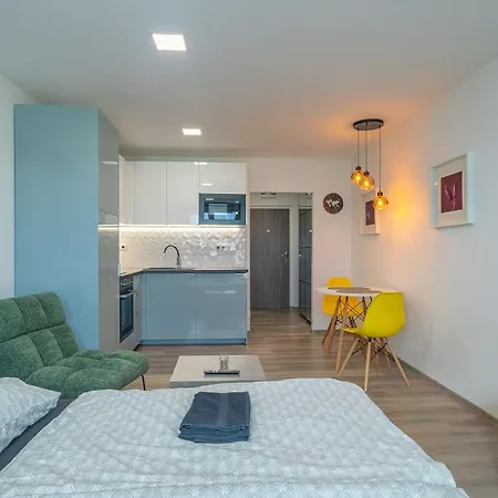 Apartment Klid U Lesa 15 Min Od Centra